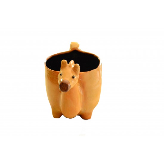 Camel Shaped Pen Stand