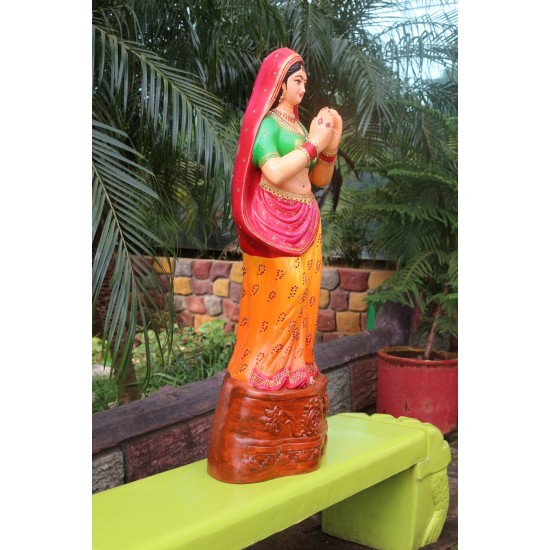 Indian Lady Welcome Statue- Showpiece
