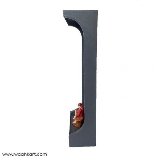 Mesmerising Tall Waterfall With Sai Baba Showpiece
