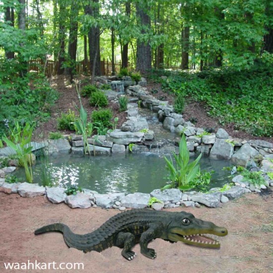 Alligator Statue