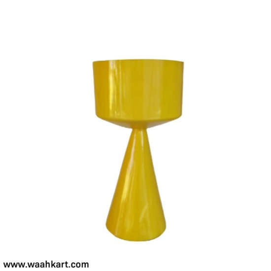 Attractive Yellow Planter
