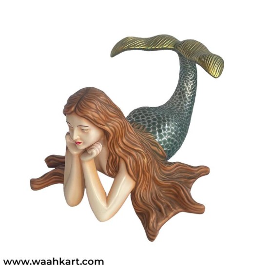 Beautiful Mermaid Statue