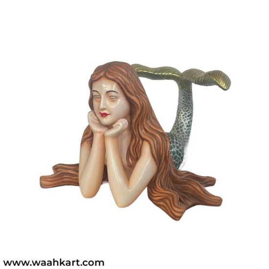 Beautiful Mermaid Statue