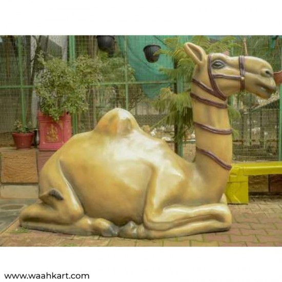 Real Look Camel Statue