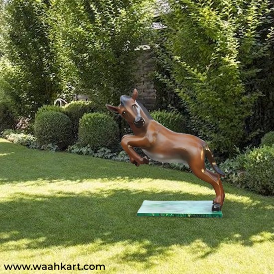 Horse - A Funny Statue