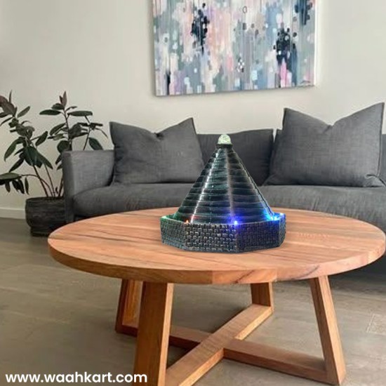 Pyramid Look Fountain