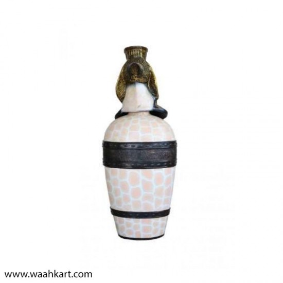 Queen Of Egypt Showpiece - Off White Shade