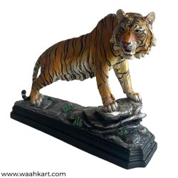 Real Colour Tiger Statue
