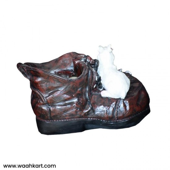 Real Size Shoe With Rabbit Planter 