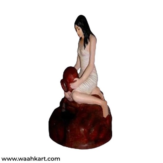 Seating Lady Waterfall