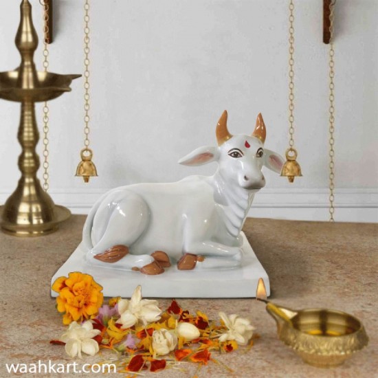 Sitting Kamdhenu Statue