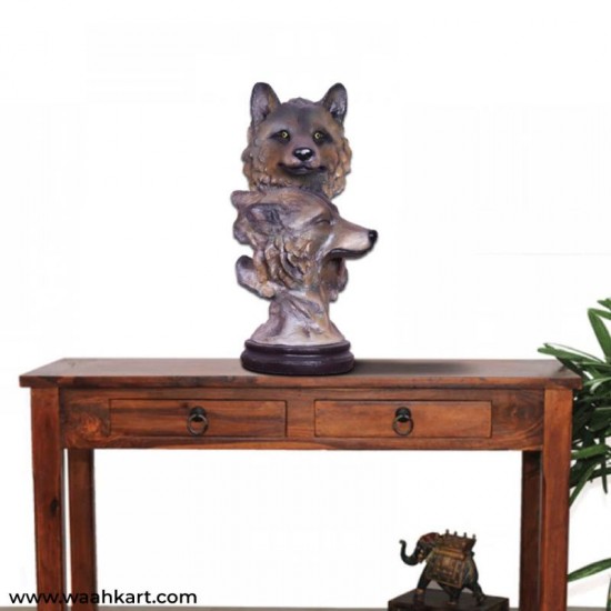Wolf Showpiece