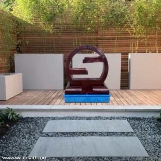 Zig Zag Shaped Water Fountain