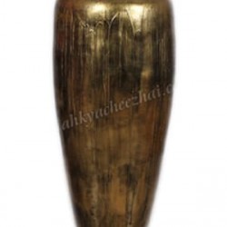 Big Size Vase in Golden Metallic Colour