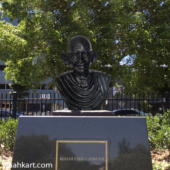 Mahatma Gandhi Statue- Black Color