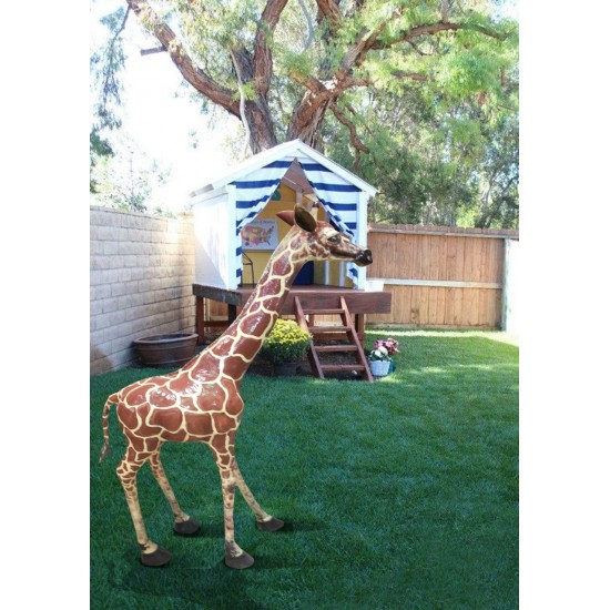 Fiber Giraffe Statue