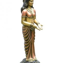 Indian Lady Welcome Statue