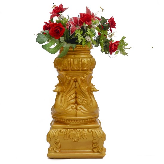 Swan Embossed Vase In Golden Colour