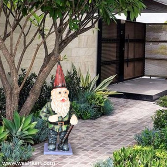Cute ELF Gardener Statue