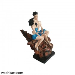 Couple Statue